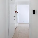 Urban Promitheos Апартаменты *