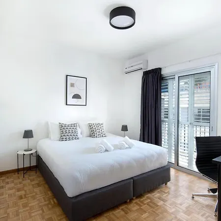 Urban 12 - 2 Bdr Апартаменты