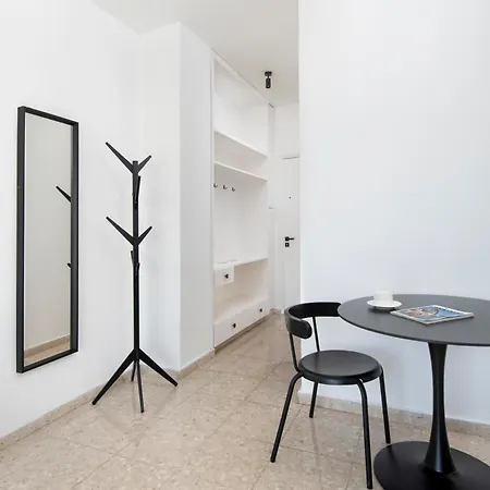 Apartment Urban Promitheos *