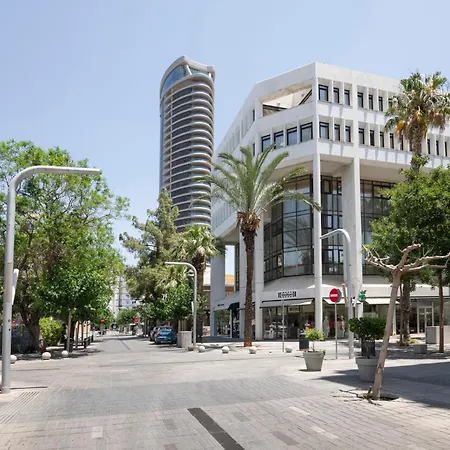 Apartment Urban Promitheos *